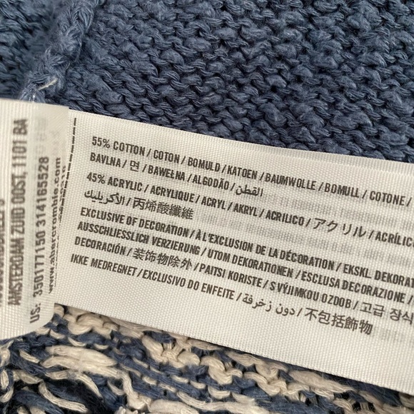 Women’s Hollister Geo Pattern Cardigan - Picture 4 of 5